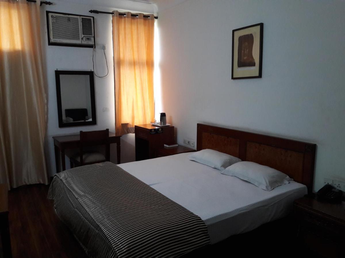YMCA Tourist Hostel New Delhi Exterior foto